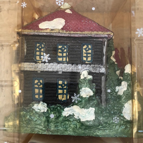 Turret House candle - new in packaging - Picture 4 of 9